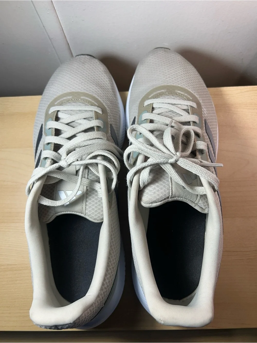 Men's Adidas Lightweight Running Shoes - Grey